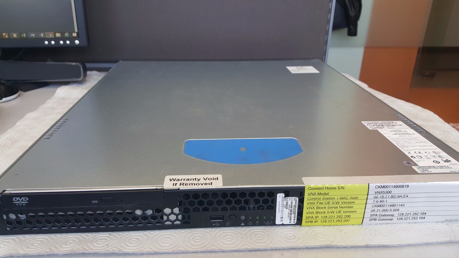 Dell EMC² 100-520-665/Dell Celerra NX4 / VNX 1U Control station Dell DP/N:K698N Dell EMC² 100-520-665/Dell Celerra NX4 / VNX 1U Control station Dell DP/N:K698N 1496551891 326 s l1600