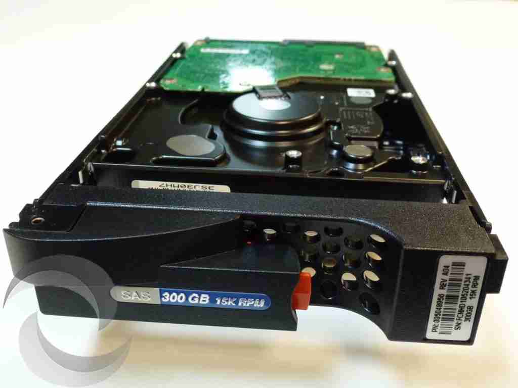 Dell EMC AX-SS15-300 300GB 15K SAS Drive for AX4-5 005048956 Dell EMC AX-SS15-300 300GB 15K SAS Drive for AX4-5 005048956 1496580770 124 s l1600 1024x768