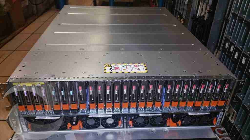 Dell EMC VNX5400 System w/ 4x 300GB 15K, 3x 200GB Flash, 18x 600GB 10K SAS Drives Dell EMC VNX5400 System w/ 4x 300GB 15K, 3x 200GB Flash, 18x 600GB 10K SAS Drives 1496588958 159 s l1600 1024x576