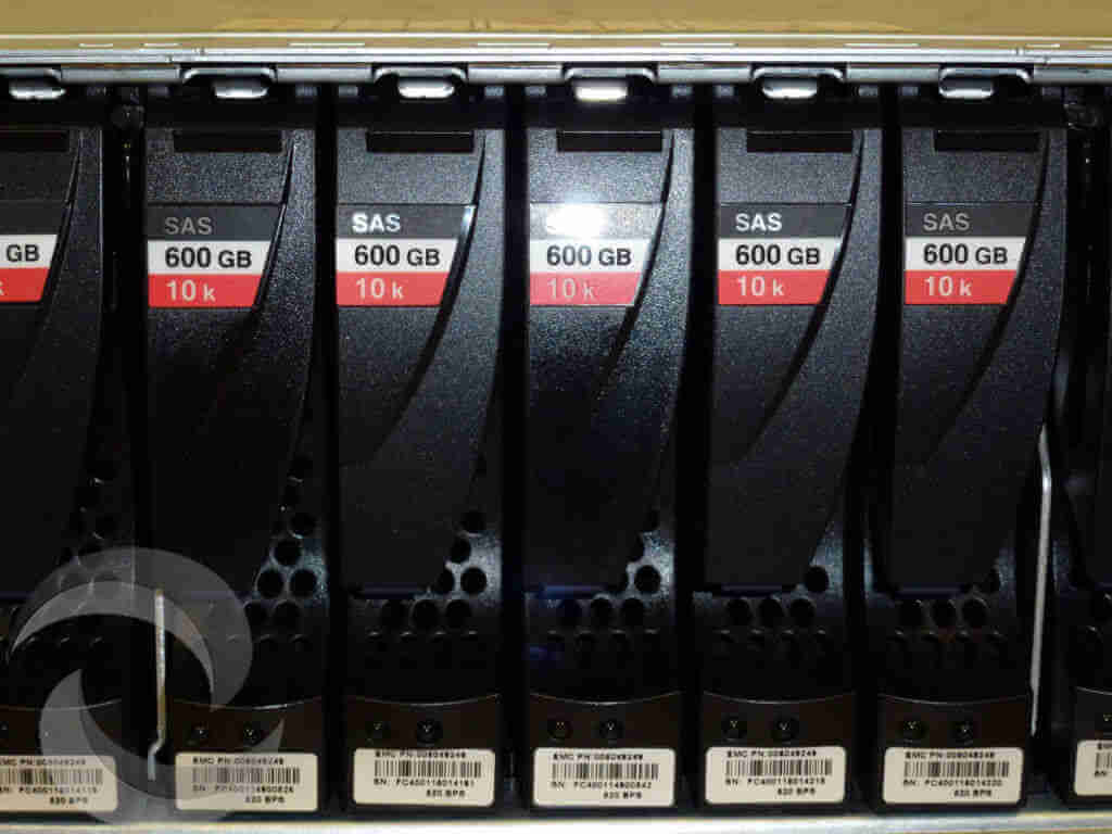 Dell EMC V31-DAE-N-15 with 15 x V3-VS10-600 005049249 600GB SAS 10K RPM Hard Drive Dell EMC V31-DAE-N-15 with 15 x V3-VS10-600 005049249 600GB SAS 10K RPM Hard Drive 1496611663 581 s l1600 1024x768