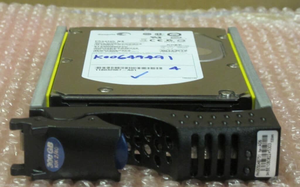 Dell EMC 005048751 300Gb 10K 4GB FC Fibre channel Hot plug Hard disk Drive HT278 Dell EMC 005048751 300Gb 10K 4GB FC Fibre channel Hot plug Hard disk Drive HT278 1496859138 628 s l1600 1024x639