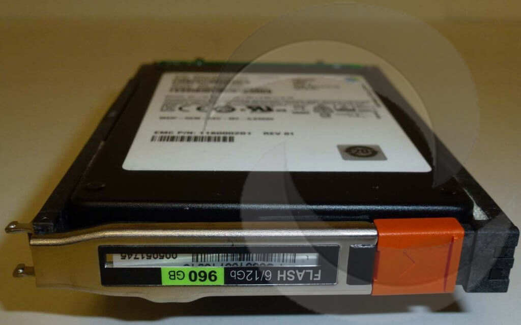 refurbished emc 005051745 flash 6/12gb 960gb sas ssd solid state drive mz-ils9600 Refurbished EMC 005051745 Flash 6/12Gb 960GB SAS SSD Solid State Drive MZ-ILS9600 1524030935 865 s l1600 1024x639