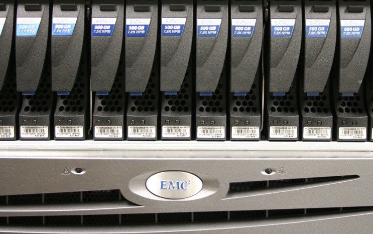 Refurbished EMC CLARiiON CX-4PDAE CX CX4 Series DAE 15x 500GB 7.2K CX-SA07-500 Drives 7.5TB Refurbished EMC CLARiiON CX-4PDAE CX CX4 Series DAE 15x 500GB 7.2K CX-SA07-500 Drives 7.5TB 1534746666 450 s l1600